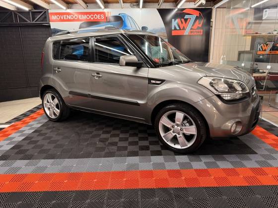 KIA SOUL 1.6 EX U.163 16V FLEX 4P MANUAL KIA SOUL 1.6 EX U.163 16V FLEX 4P MANUAL